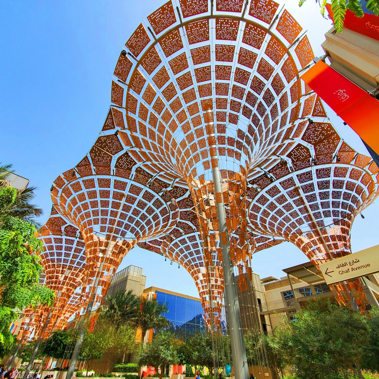 Example of Urban Global Solutions to Global Challenges